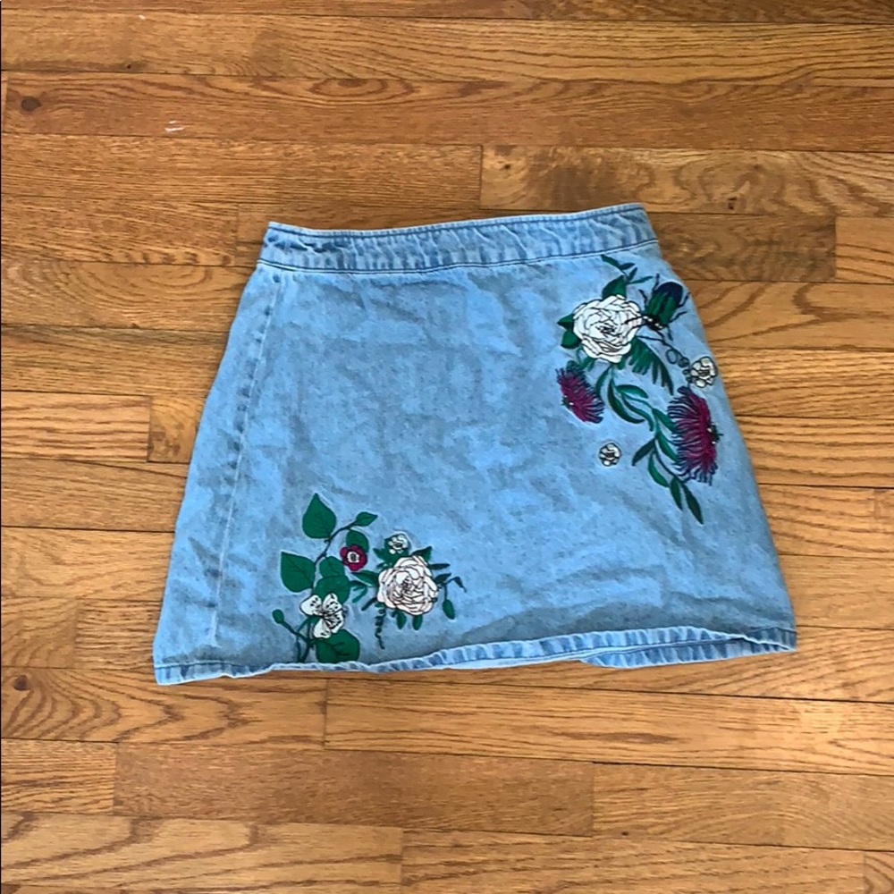 H&M embroidered denim mini skirt